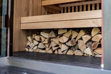 finnland-sauna-bau-duelmen-galerie-lukas-kubica-unsplash-holz